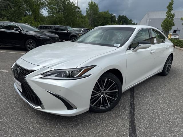 new 2025 Lexus ES 350 car, priced at $50,714