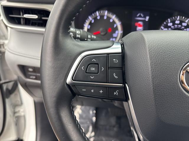 used 2021 Toyota Highlander car, priced at $28,484