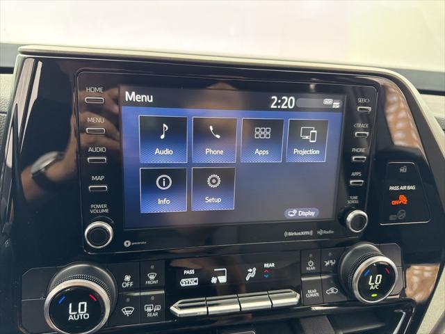 used 2021 Toyota Highlander car, priced at $28,484