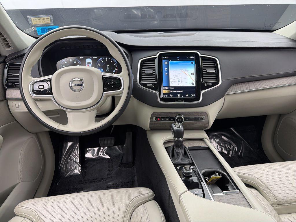 used 2022 Volvo XC90 car, priced at $30,684