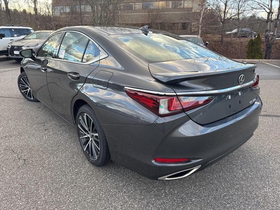 new 2025 Lexus ES 350 car, priced at $48,374