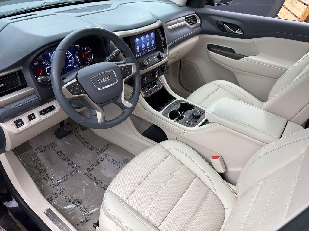 used 2023 GMC Acadia car, priced at $34,984