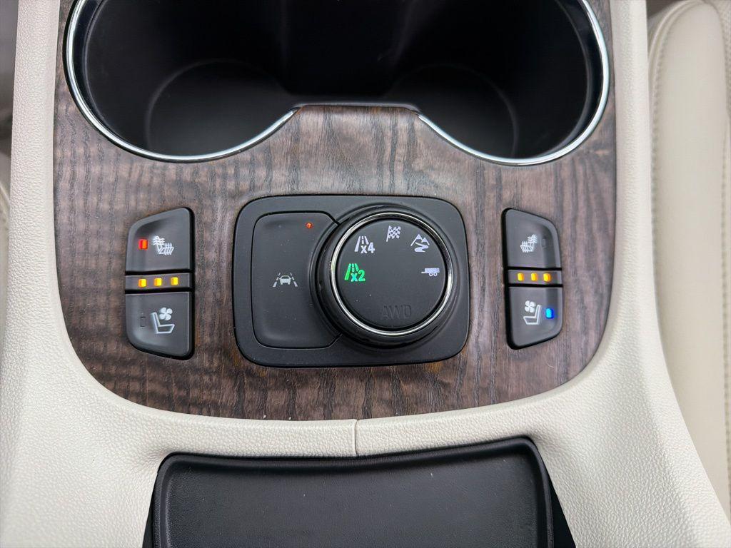 used 2023 GMC Acadia car, priced at $34,984