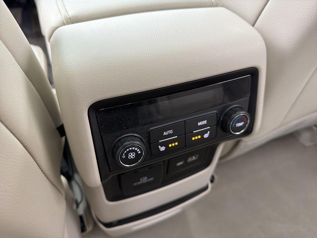 used 2023 GMC Acadia car, priced at $34,984