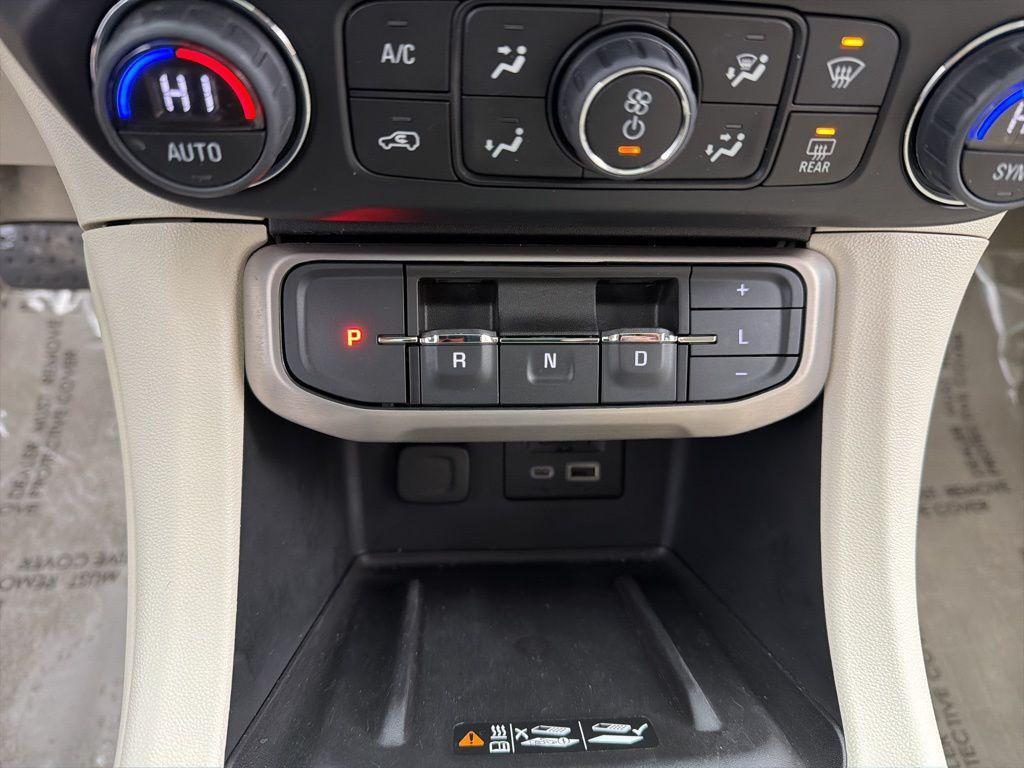 used 2023 GMC Acadia car, priced at $34,984