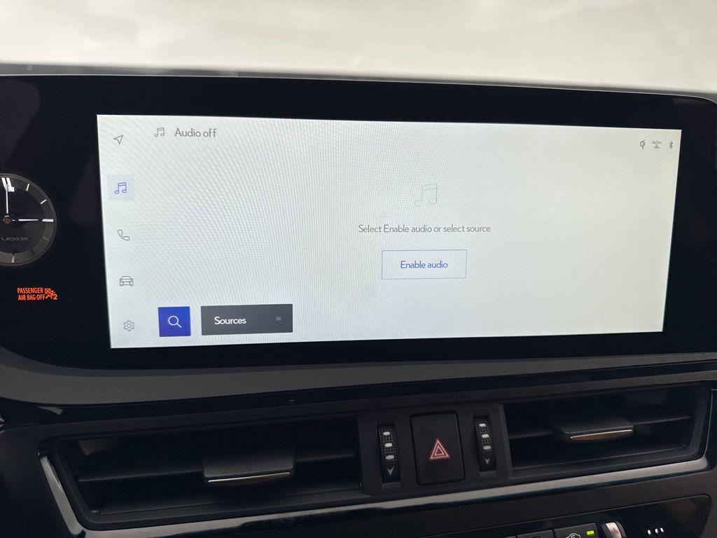 new 2025 Lexus ES 350 car, priced at $47,198