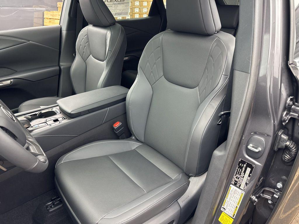 new 2025 Lexus RX 350 car, priced at $60,070