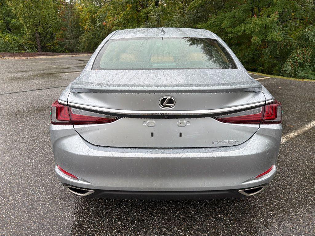 new 2025 Lexus ES 350 car, priced at $51,044