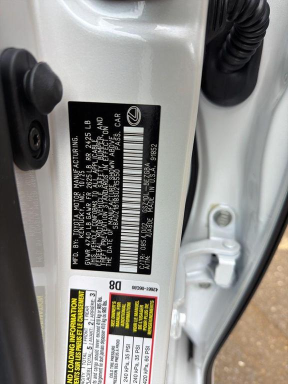 new 2025 Lexus ES 350 car, priced at $50,385