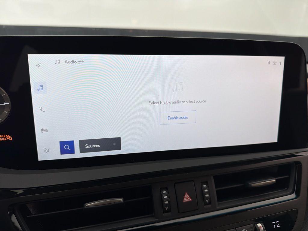 new 2025 Lexus ES 350 car, priced at $50,385