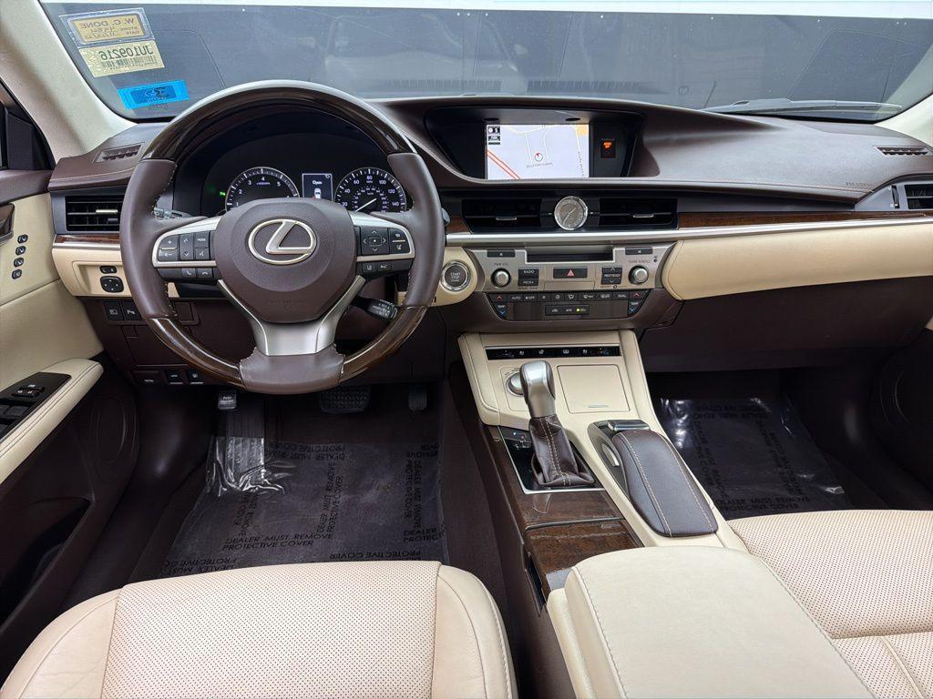 used 2018 Lexus ES 350 car, priced at $20,384