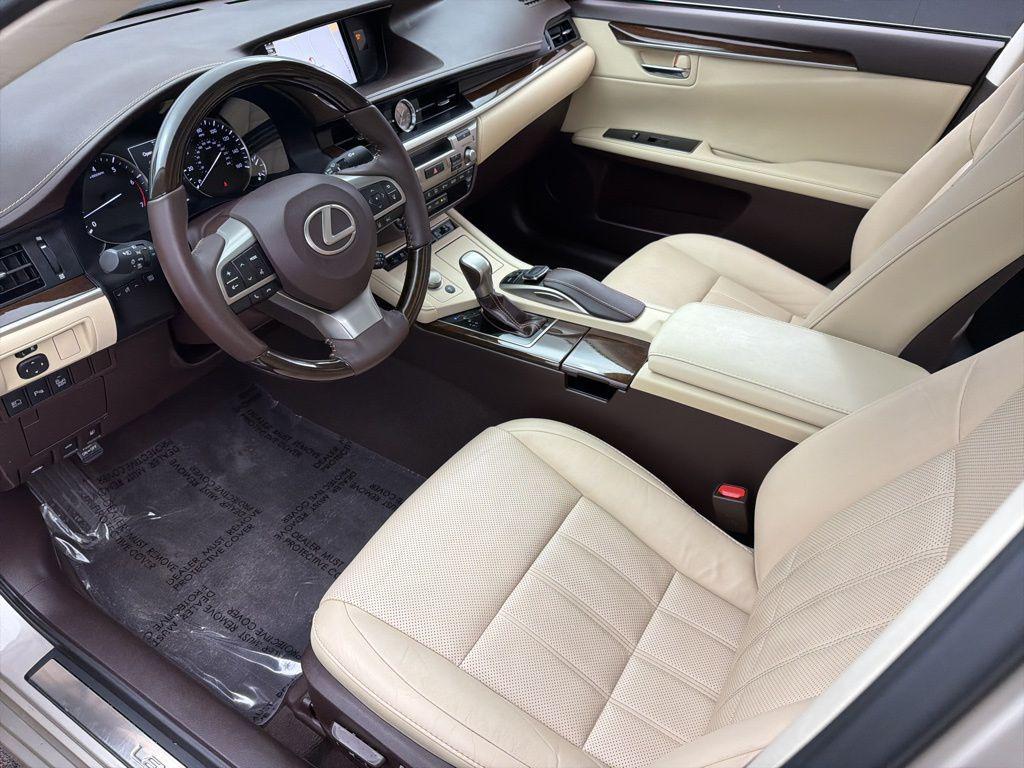 used 2018 Lexus ES 350 car, priced at $20,384