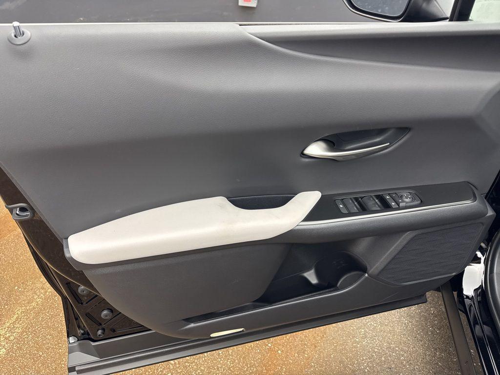 new 2025 Lexus UX 300h car, priced at $46,713
