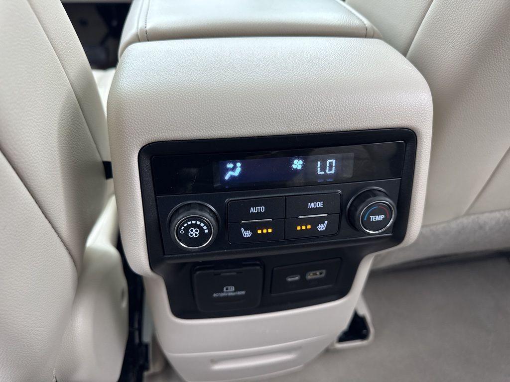 used 2021 GMC Acadia car, priced at $29,284