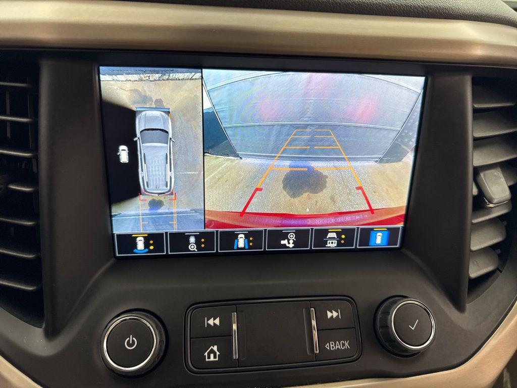 used 2021 GMC Acadia car, priced at $29,284