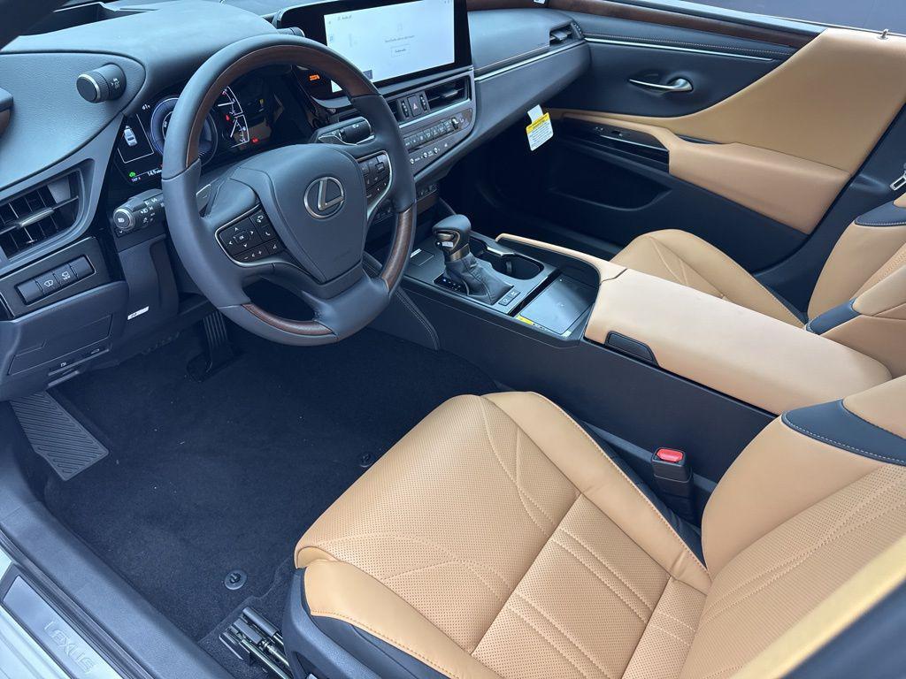 new 2025 Lexus ES 300h car, priced at $54,839