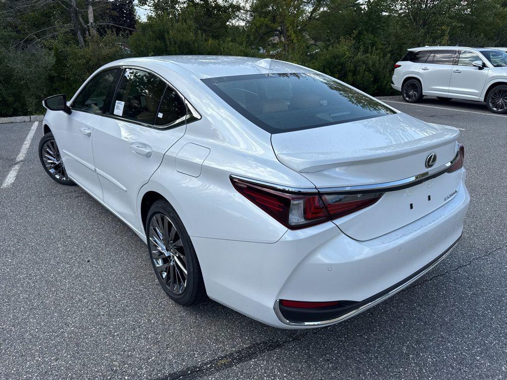 new 2025 Lexus ES 300h car, priced at $54,839