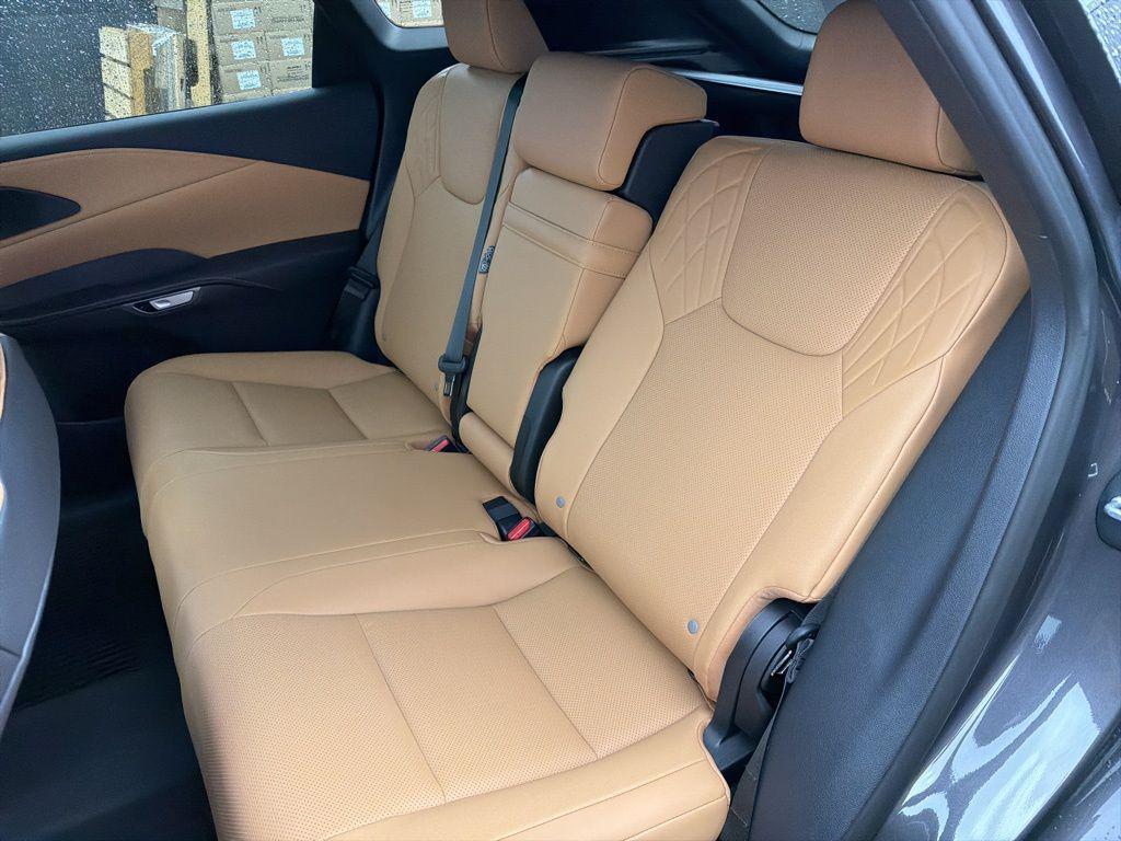 new 2025 Lexus RX 350 car, priced at $57,885