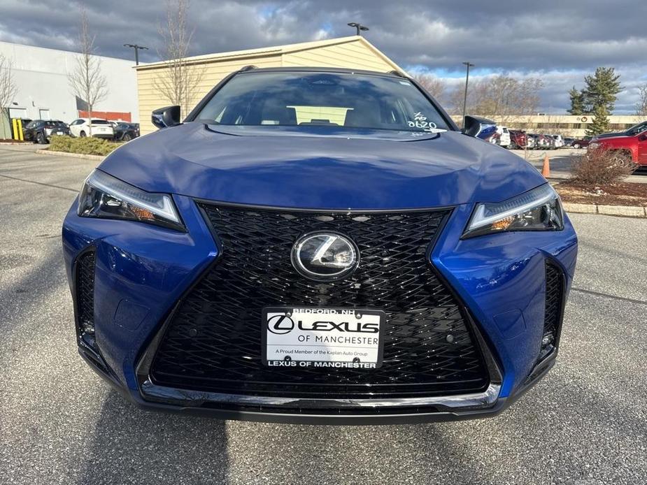 new 2025 Lexus UX 300h car, priced at $45,185