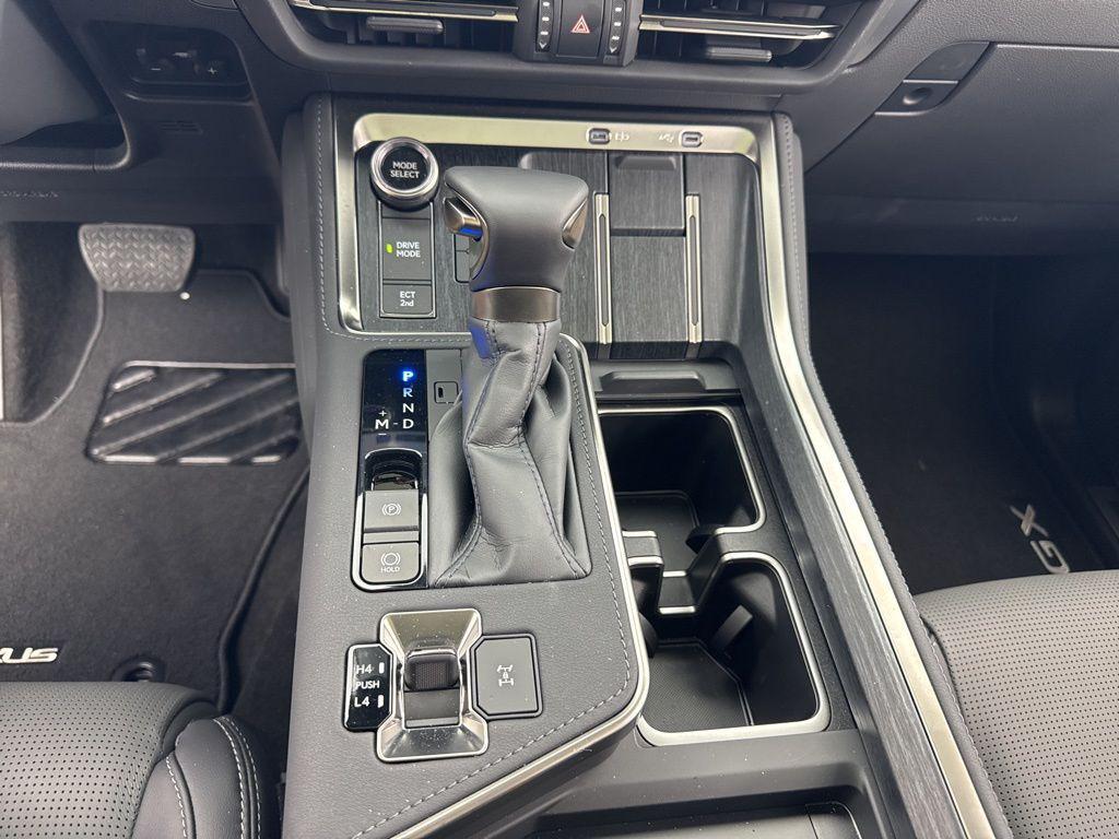new 2025 Lexus GX 550 car, priced at $85,472