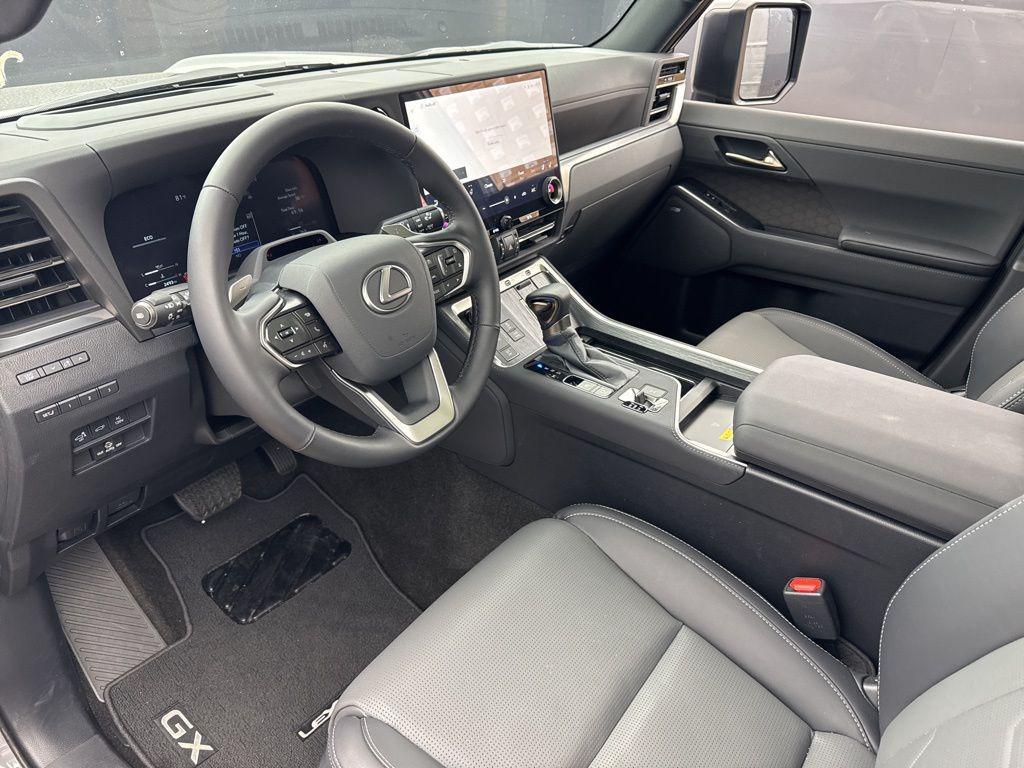 new 2025 Lexus GX 550 car, priced at $85,472