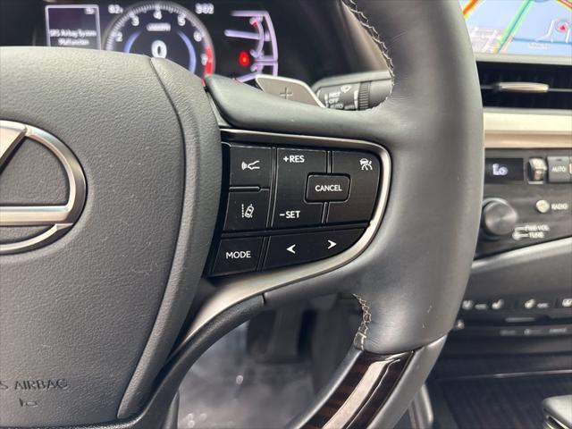 used 2019 Lexus ES 350 car, priced at $27,784