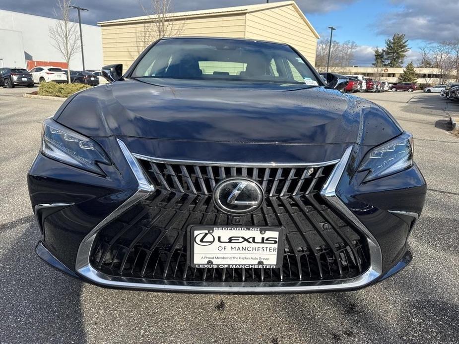 new 2025 Lexus ES 350 car, priced at $56,434