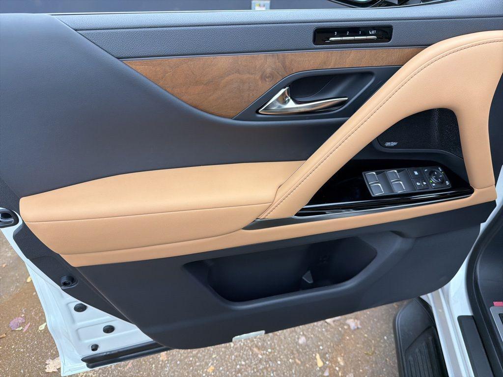 new 2025 Lexus LX 700h car, priced at $120,350