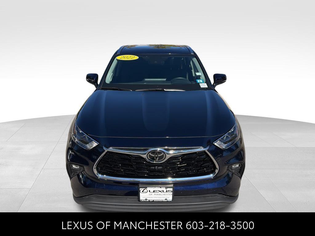 used 2022 Toyota Highlander car, priced at $41,284