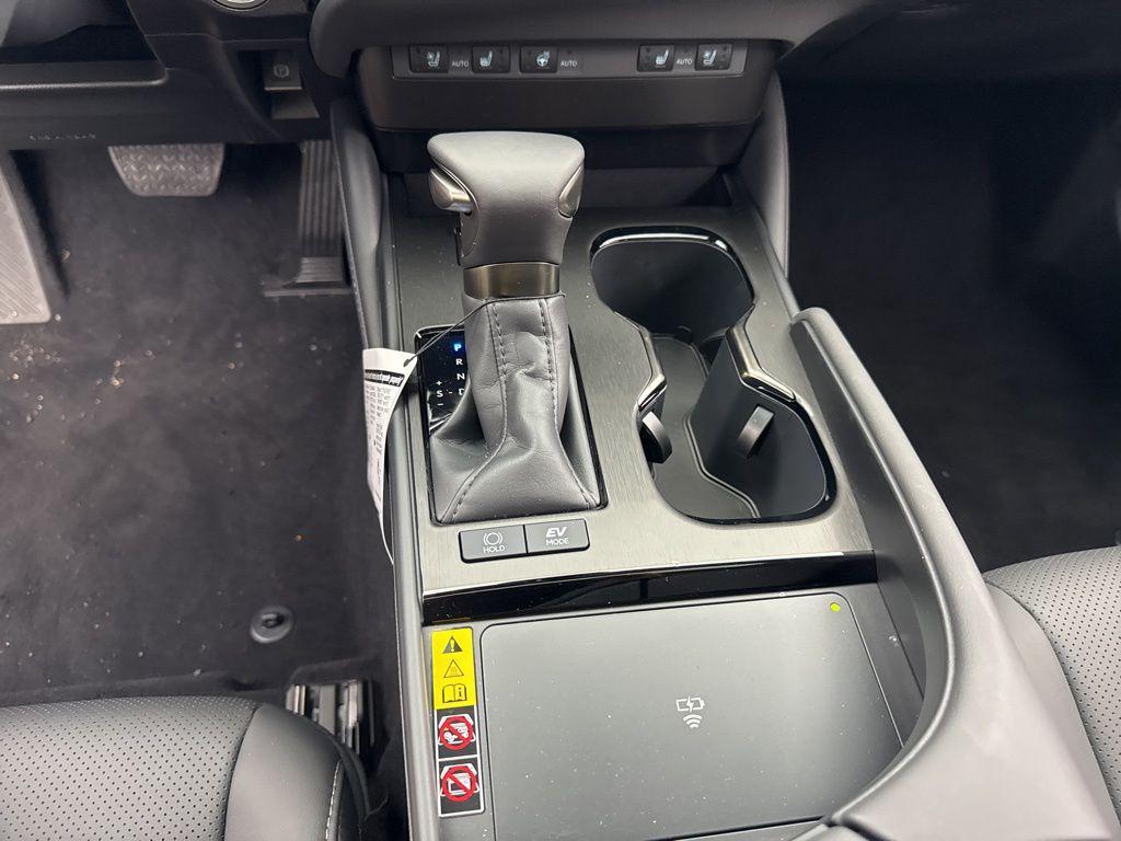 new 2025 Lexus ES 300h car, priced at $49,994