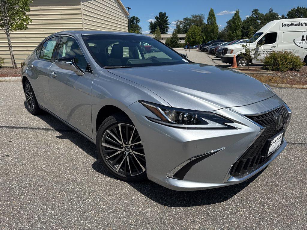 new 2025 Lexus ES 300h car, priced at $49,994