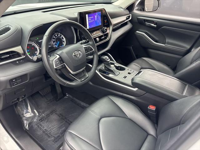 used 2023 Toyota Highlander Hybrid car, priced at $38,584