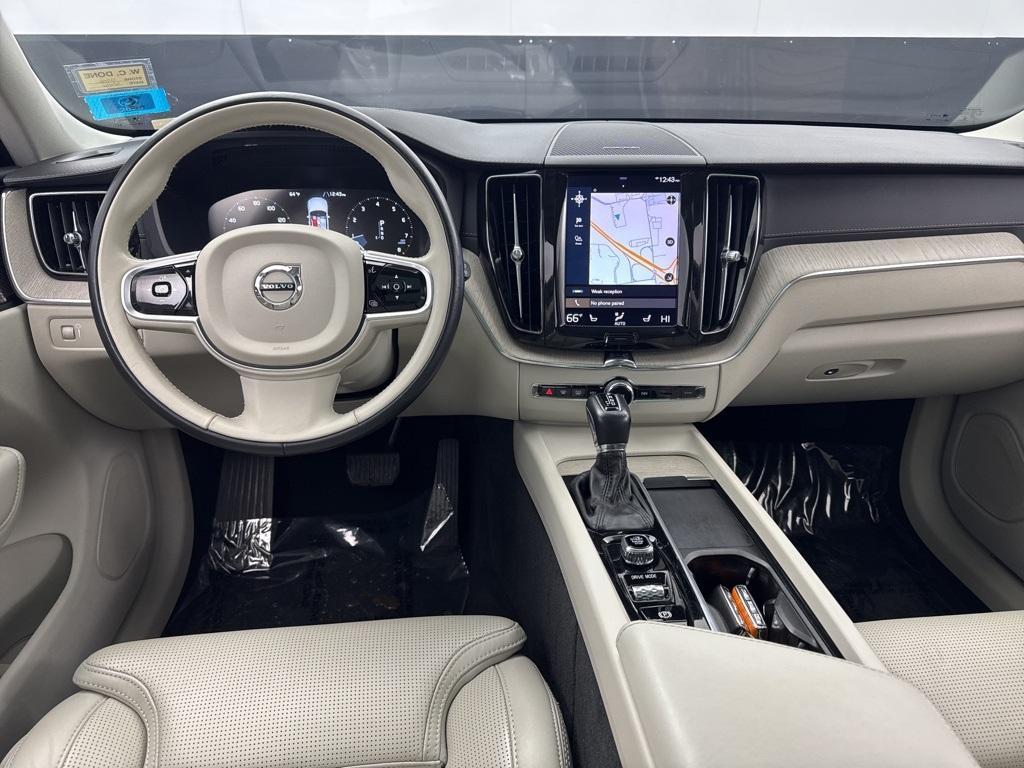 used 2021 Volvo XC60 car, priced at $30,984