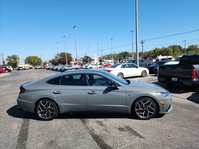 used 2021 Hyundai Sonata car, priced at $26,346