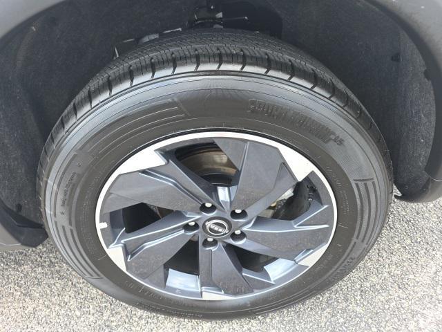 used 2024 Nissan Rogue car, priced at $25,417