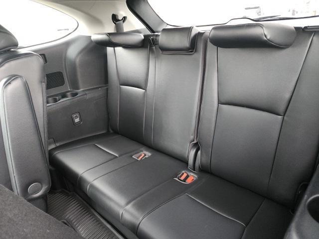used 2022 Toyota Highlander car, priced at $38,788