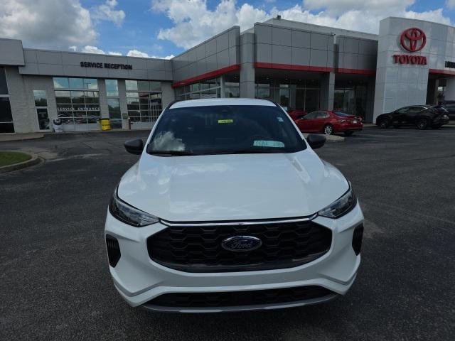 used 2024 Ford Escape car, priced at $26,398