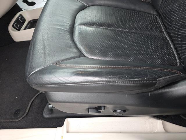 used 2019 Chrysler Pacifica car, priced at $13,495