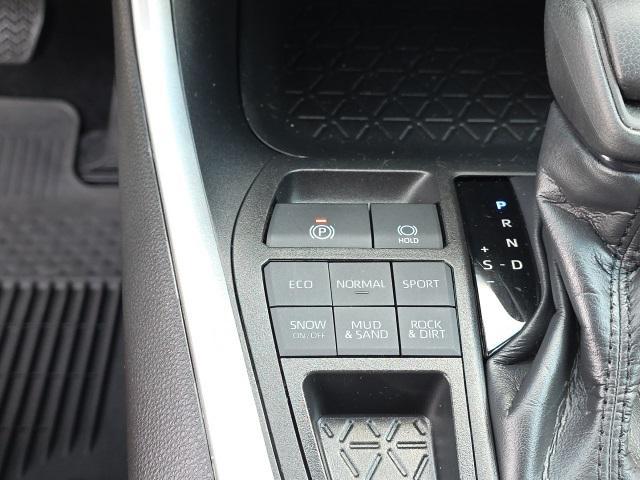 used 2022 Toyota RAV4 car, priced at $27,998