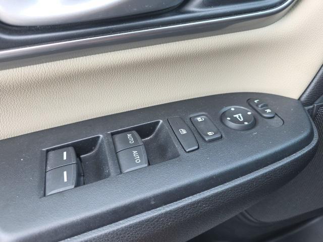 used 2022 Honda CR-V car, priced at $31,998