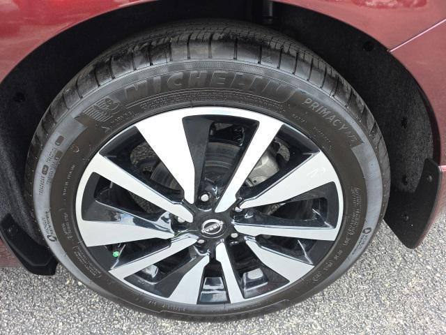 used 2025 Nissan Sentra car, priced at $22,978