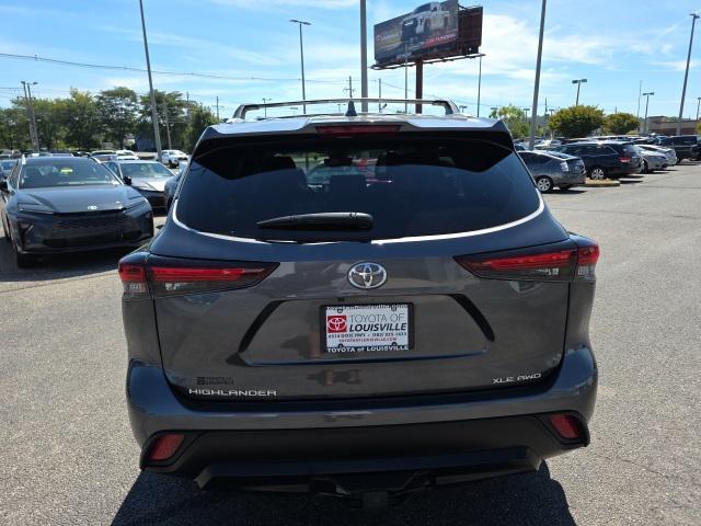 used 2024 Toyota Highlander car, priced at $41,998