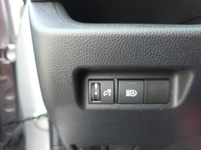 used 2022 Toyota RAV4 car, priced at $28,998