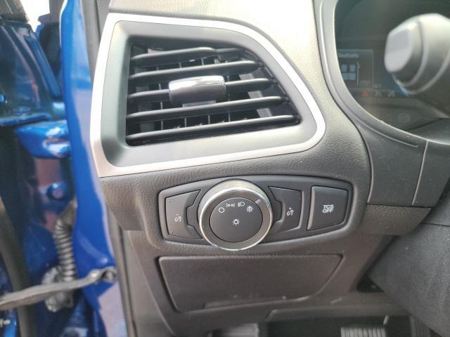used 2022 Ford Edge car, priced at $27,639