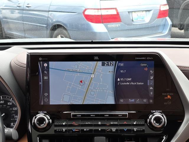 used 2021 Toyota Highlander car, priced at $39,998