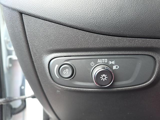 used 2021 Chevrolet Equinox car, priced at $17,938