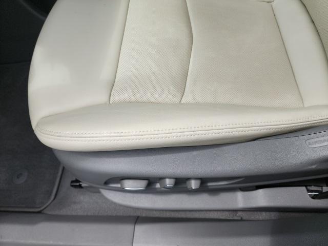 used 2022 Cadillac XT6 car, priced at $35,994