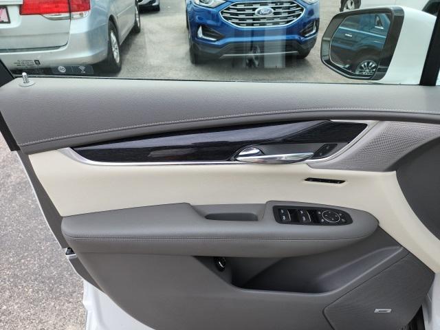 used 2022 Cadillac XT6 car, priced at $35,994