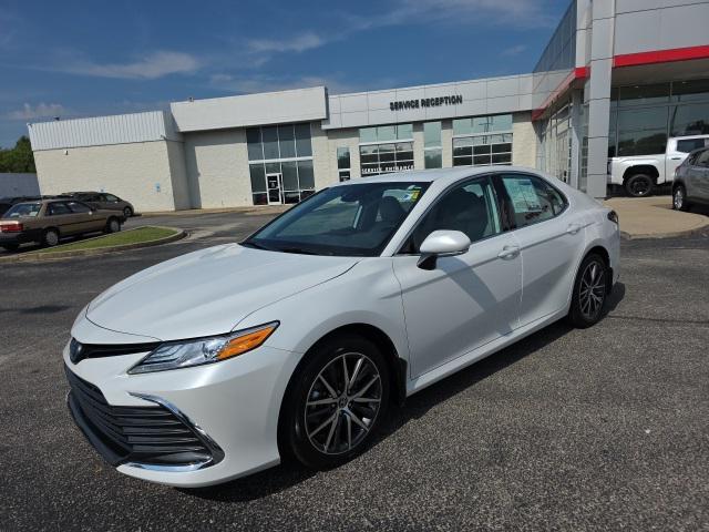 used 2024 Toyota Camry Hybrid car, priced at $32,210