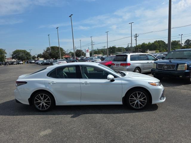used 2024 Toyota Camry Hybrid car, priced at $32,210